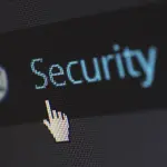 Rischi digitali: le abitudini quotidiane che possono mettere in pericolo i nostri dati