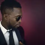 Quali sono le tendenze per gli occhiali da sole da uomo